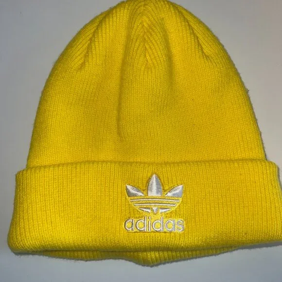 yellow cuffed adidas beanie - Picture 3 of 4